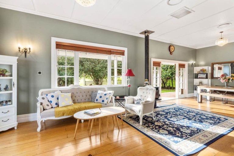 Photo of property in 1 Mill Road, Helensville, 0800