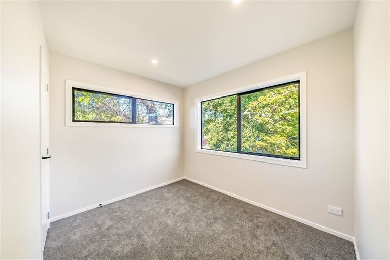 Photo of property in 24d Palmer Crescent, Silverstream, Upper Hutt, 5019