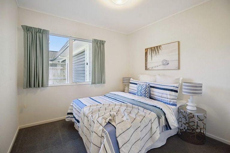 Photo of property in 36b Charlotte Street, Stanmore Bay, Whangaparaoa, 0932