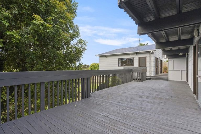 Photo of property in 34 Capilano Place, Glenfield, Auckland, 0629