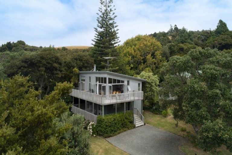 Photo of property in 7 Spray Crescent, Leigh, 0985