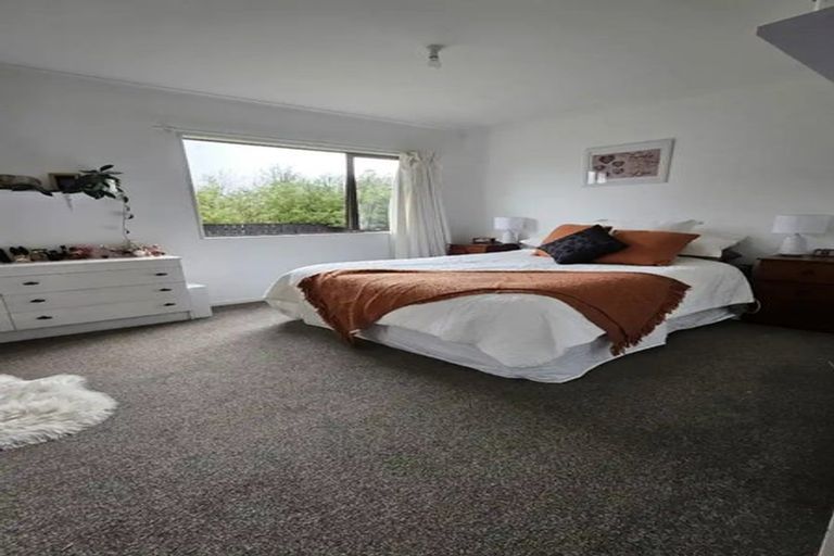 Photo of property in 16 Malcolm Street, Martinborough, 5711