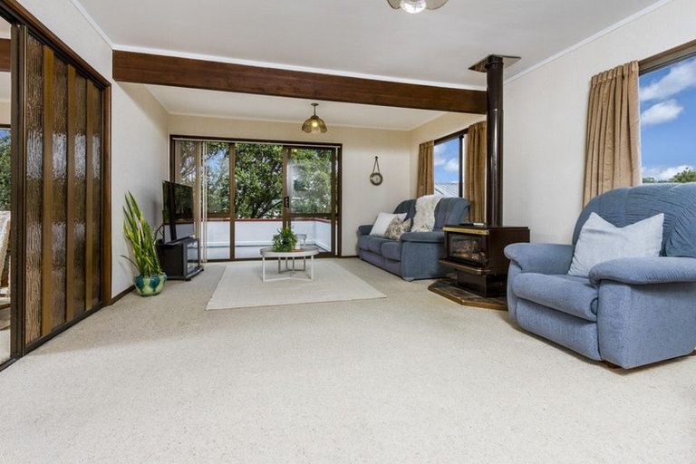 Photo of property in 59 Seaview Avenue, Northcote, Auckland, 0627