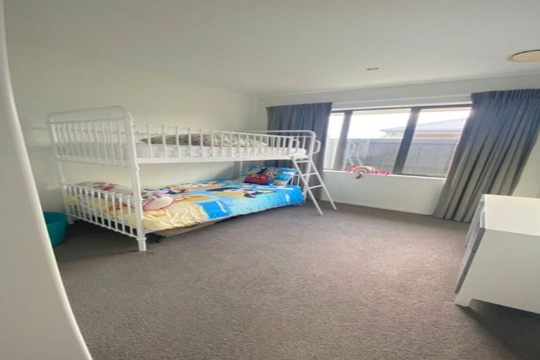 Photo of property in 8 Jennabelle Lane, Halswell, Christchurch, 8025