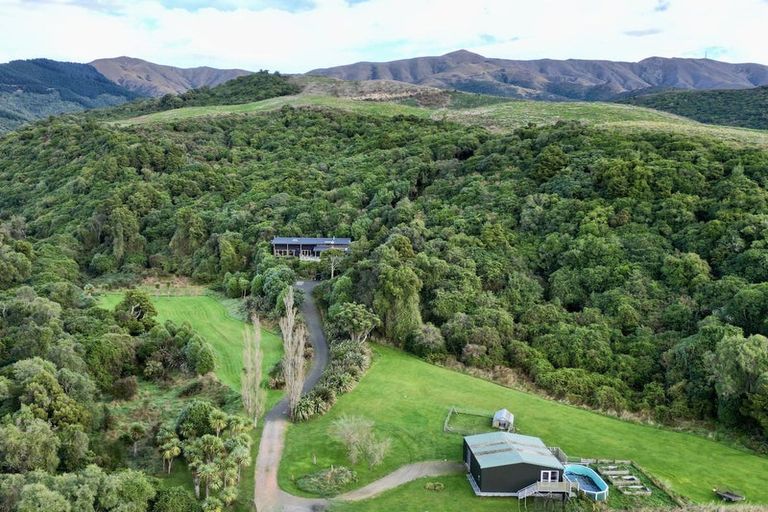 Photo of property in 365 Upper Hook Road, Hunter, Waimate, 7978