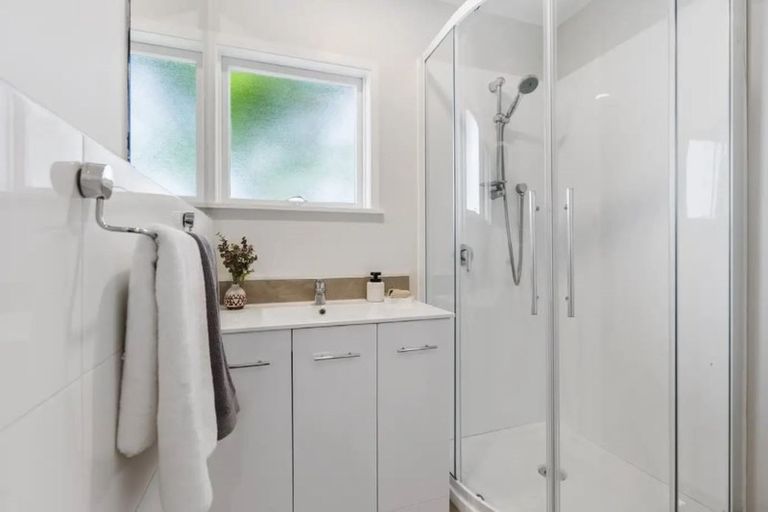 Photo of property in 44 Taurus Crescent, Beach Haven, Auckland, 0626