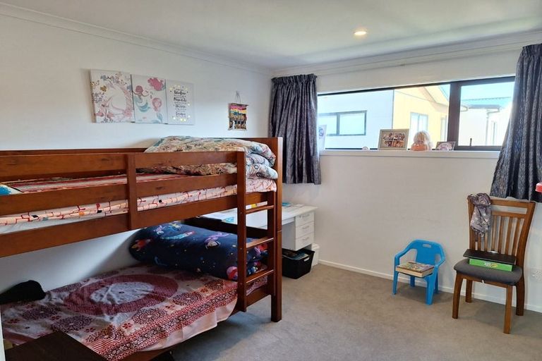 Photo of property in 6 Aston Crescent, Wallaceville, Upper Hutt, 5018