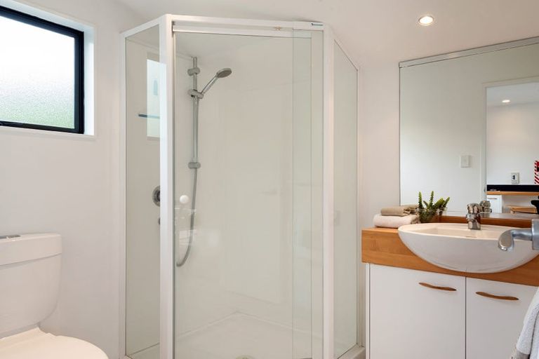 Photo of property in 95b Braemar Road, Castor Bay, Auckland, 0620