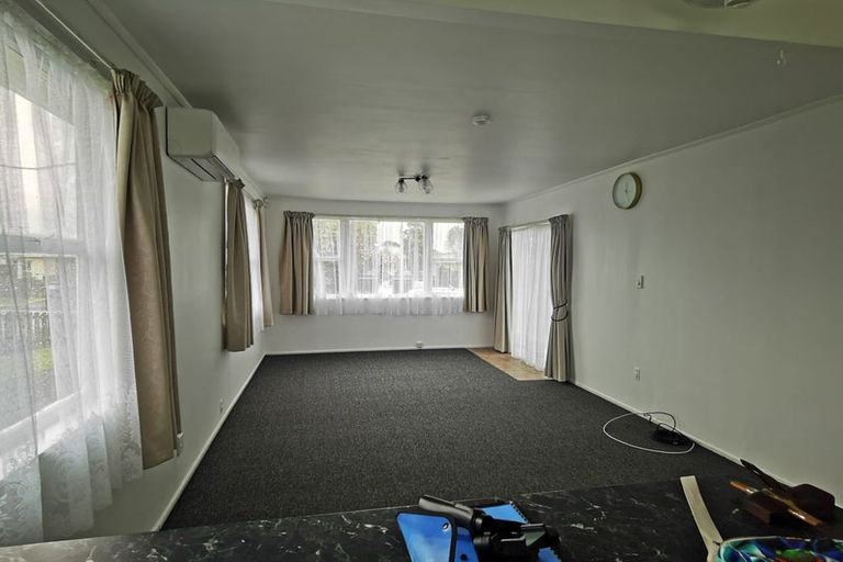 Photo of property in 4 Marybeth Place, Rosehill, Papakura, 2113