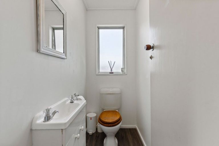 Photo of property in 6 Hall Road, Patearoa, Ranfurly, 9398