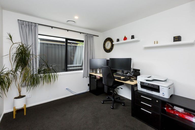 Photo of property in 25 Salisbury Crescent, Wallaceville, Upper Hutt, 5018