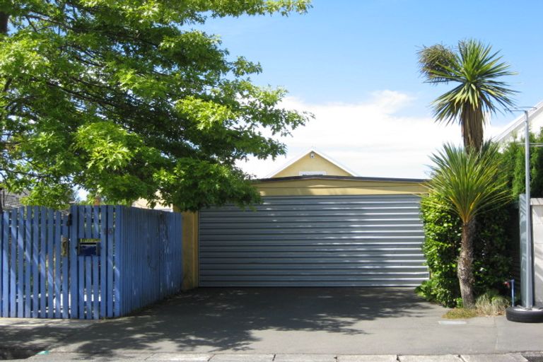 Photo of property in 16 Queens Avenue, Merivale, Christchurch, 8014
