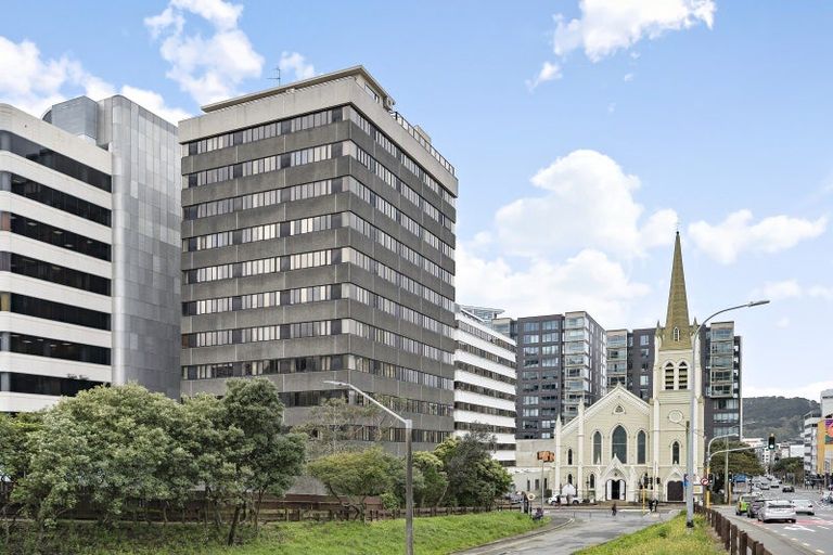 Photo of property in St Peters Apartments, 2a/192 Willis Street, Te Aro, Wellington, 6011