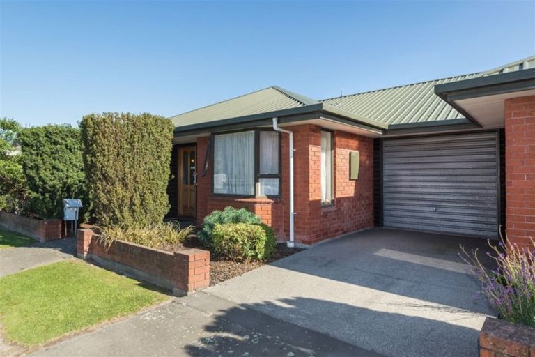 Photo of property in 65 Division Street, Riccarton, Christchurch, 8041