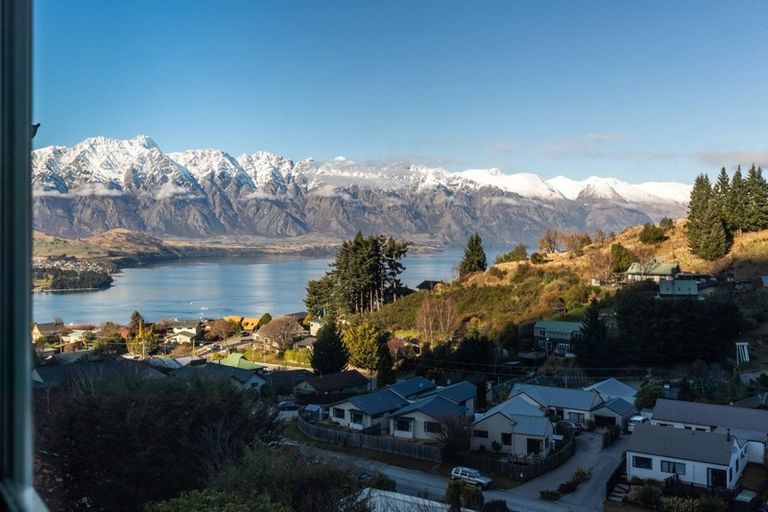 Photo of property in 22a Lochy Road, Fernhill, Queenstown, 9300