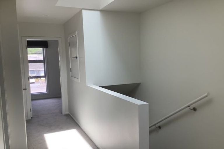 Photo of property in 1119c High Street, Taita, Lower Hutt, 5011