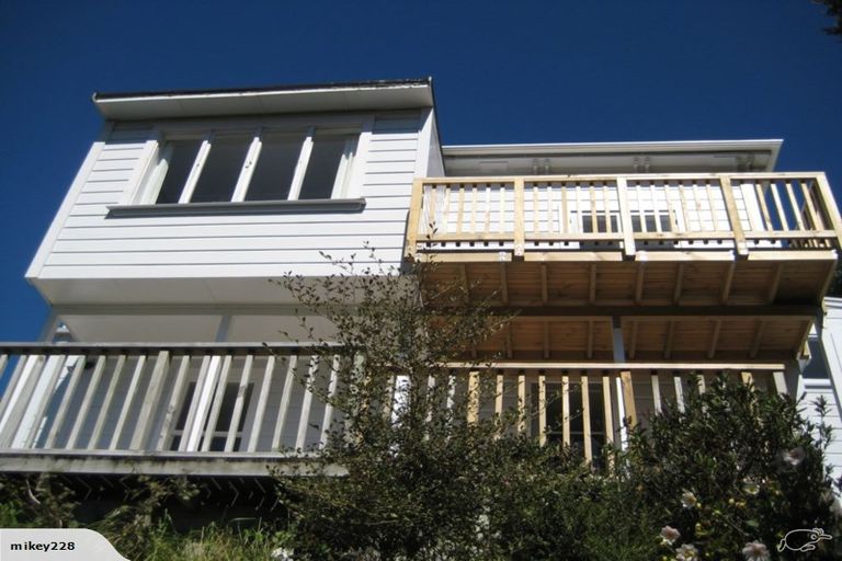 Photo of property in 26 Northland Road, Northland, Wellington, 6012