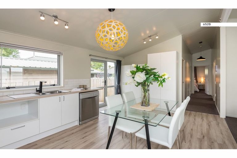 Photo of property in 652c Barbadoes Street, Edgeware, Christchurch, 8013