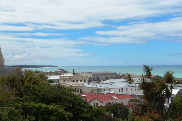 Photo of property in 19 Wharfe Street, South Hill, Oamaru, 9400