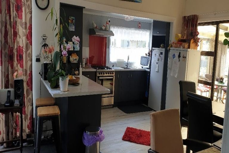 Photo of property in 24 Dorset Street, Patea, 4520