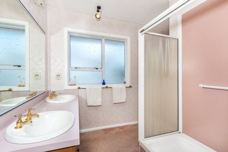 Photo of property in 33 Stackhouse Avenue, Bishopdale, Christchurch, 8053