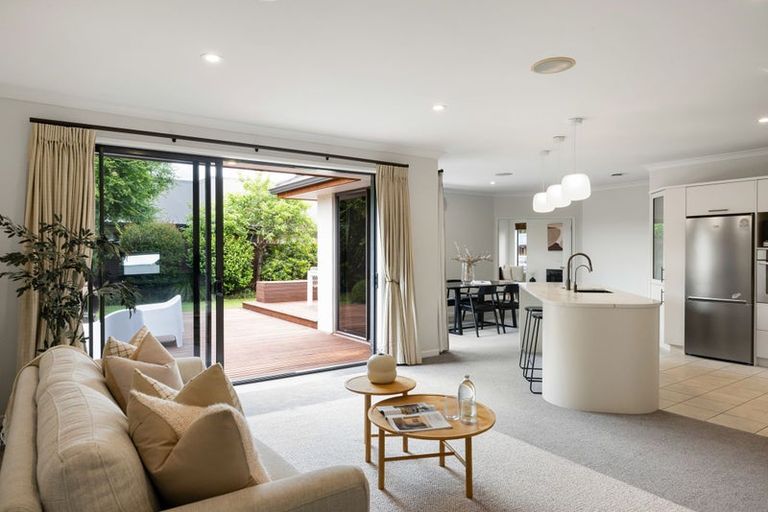 Photo of property in 53 Barrington Drive, Huntington, Hamilton, 3210