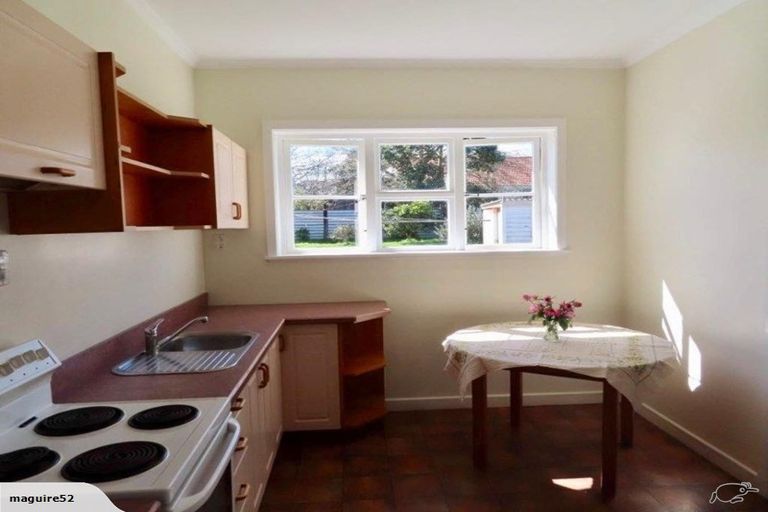 Photo of property in 26 Peakes Road, Saint Johns Hill, Whanganui, 4501