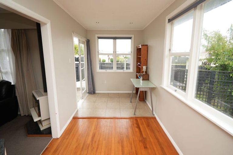 Photo of property in 28 Kaituna Street, Milson, Palmerston North, 4414
