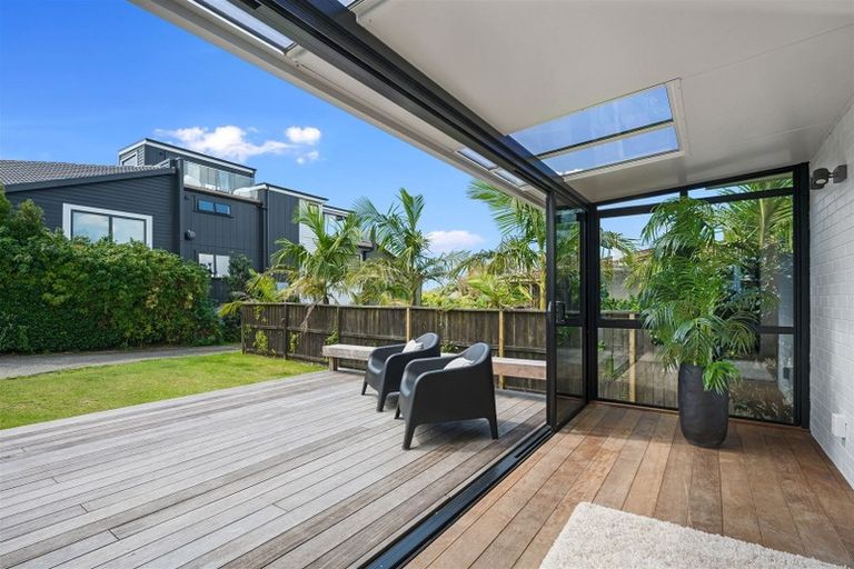 Photo of property in 1/240 Hurstmere Road, Takapuna, Auckland, 0622