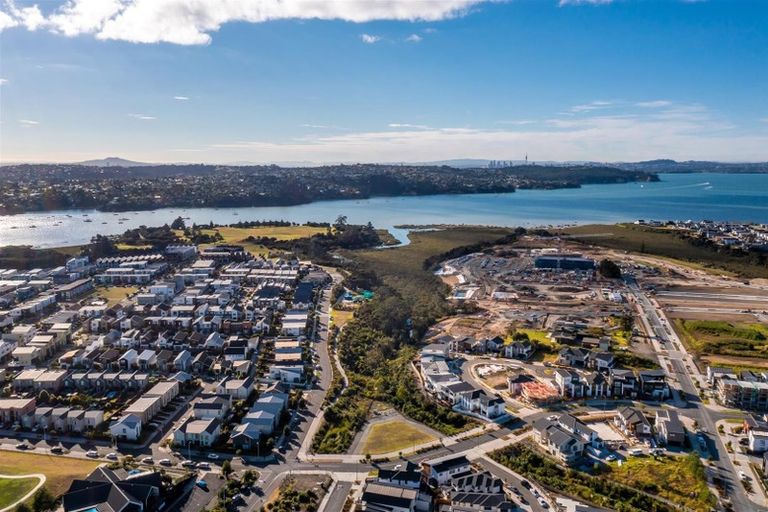 Photo of property in 87 Joshua Carder Drive, Hobsonville, Auckland, 0616