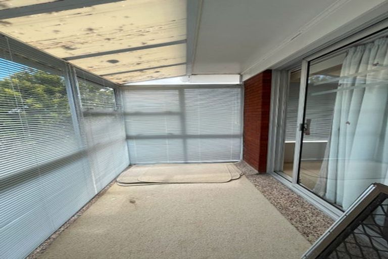 Photo of property in 1/2 Eban Avenue, Hillcrest, Auckland, 0627