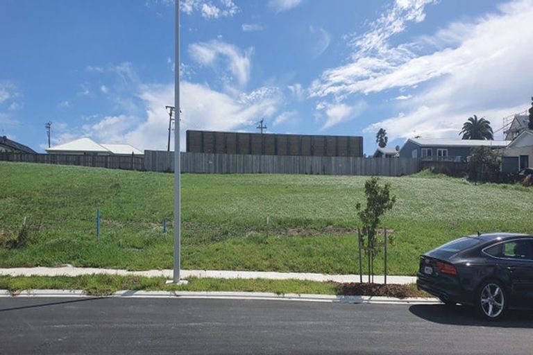 Photo of property in 20 Brigitte View, Snells Beach, 0920