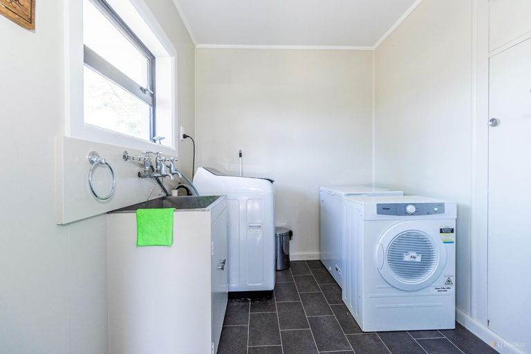 Photo of property in 3 Price Street, Waimate, 7924