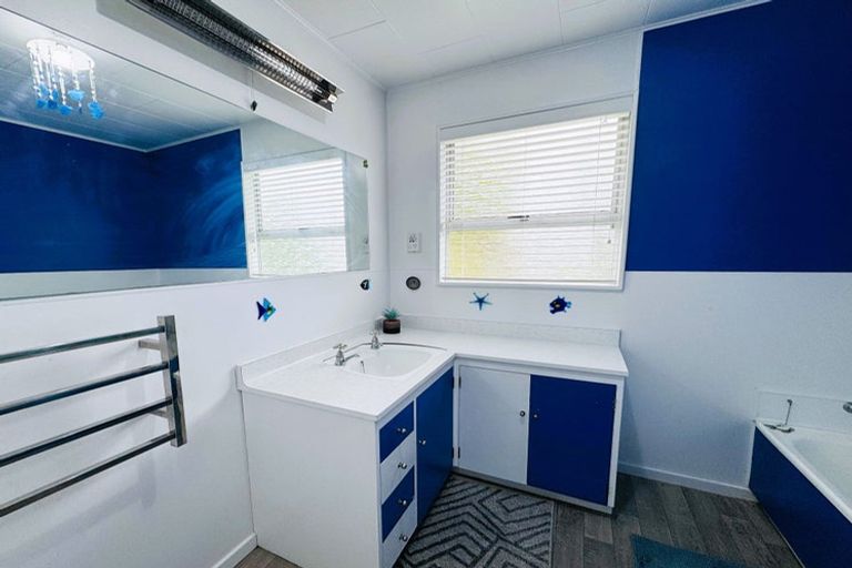 Photo of property in 66 Salford Street, Windsor, Invercargill, 9810