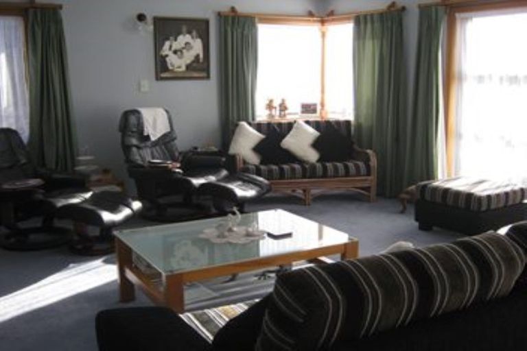 Photo of property in 3/18 Milton Road, Orewa, 0931