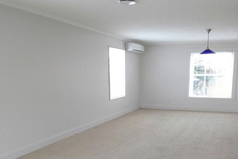 Photo of property in 29 Davies Road, Hurdon, New Plymouth, 4310