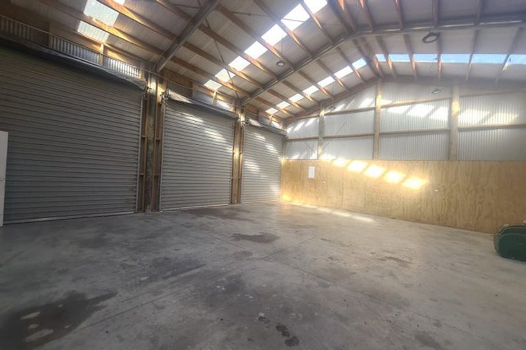 Photo of property in 1122 Paekakariki Hill Road, Paekakariki Hill, Porirua, 5381