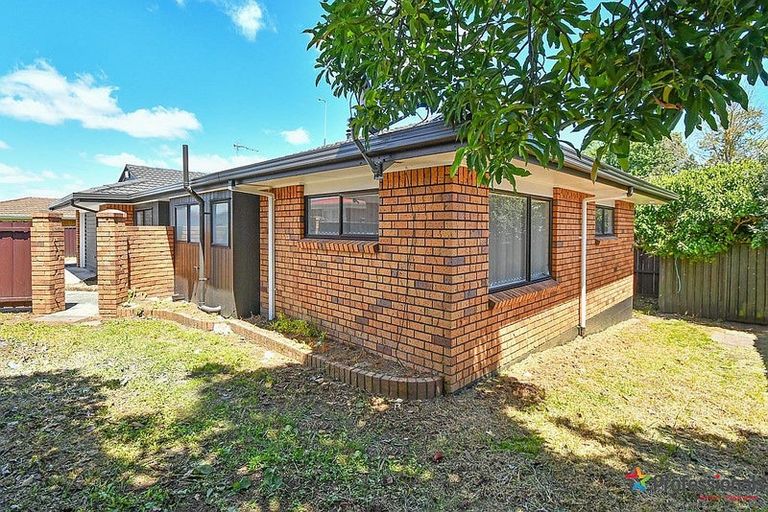 Photo of property in 1/11 Don Street, Papakura, 2110