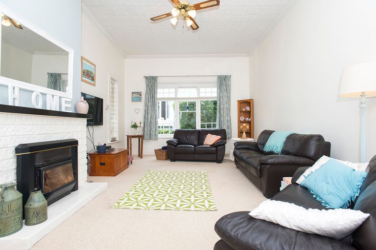 Photo of property in 140 Fox Street, Whataupoko, Gisborne, 4010