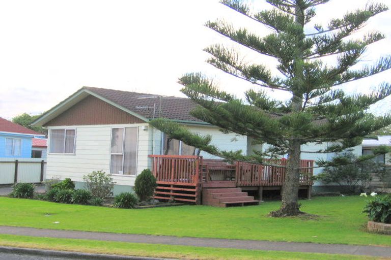 Photo of property in 23 Sidey Avenue, Clover Park, Auckland, 2019