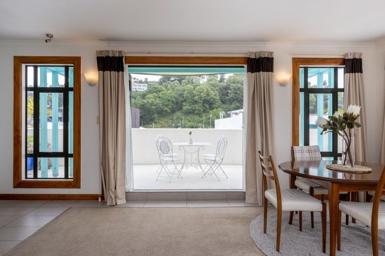 Photo of property in 243 Emerson Street, Napier South, Napier, 4110