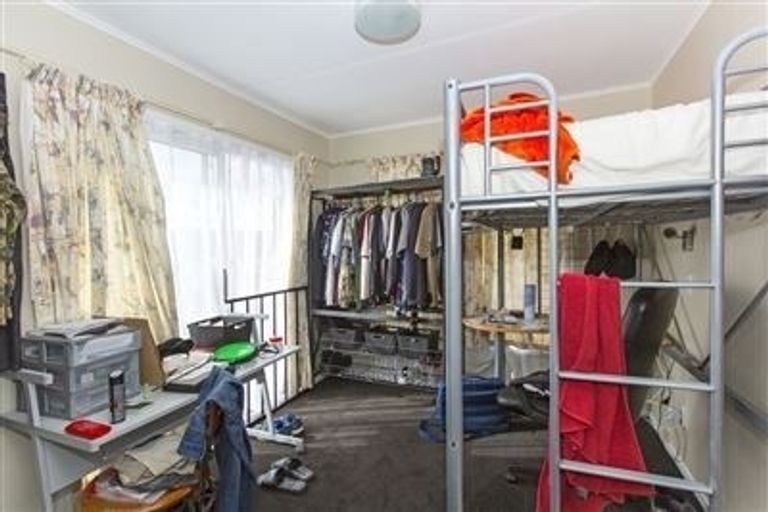 Photo of property in 56 Harbour View Road, Harbour View, Lower Hutt, 5010
