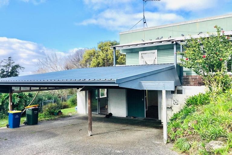 Photo of property in 53 Jaemont Avenue, Te Atatu South, Auckland, 0610