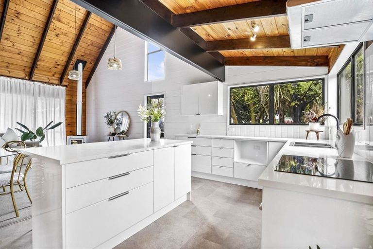 Photo of property in 37a Collins Road, Melville, Hamilton, 3206