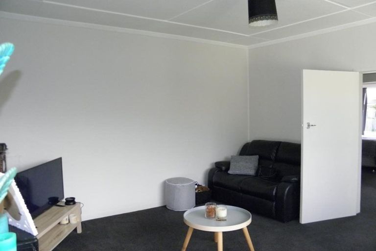 Photo of property in 87 Stobo Street, Grasmere, Invercargill, 9810