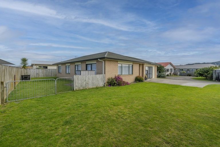 Photo of property in 52a Whitby Avenue, Whitianga, 3510