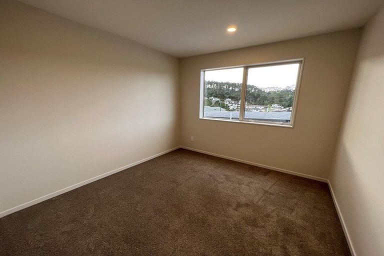 Photo of property in 3 Waihou Crescent, Albany Heights, Auckland, 0632