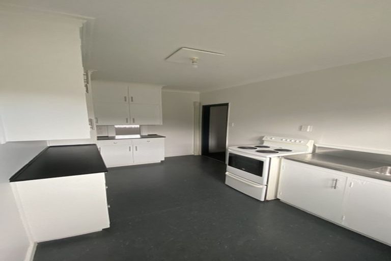 Photo of property in 229 Featherston Street, Palmerston North, 4410