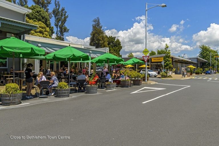 Photo of property in 32 Saint Pauls Drive, Brookfield, Tauranga, 3110