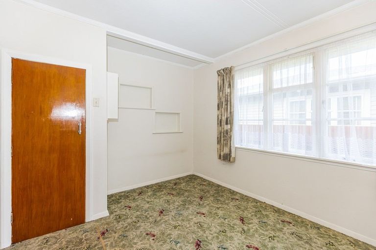 Photo of property in 12 Tiraumea Road, Pahiatua, 4910